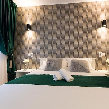 Best Room Bukares Bagian luar foto