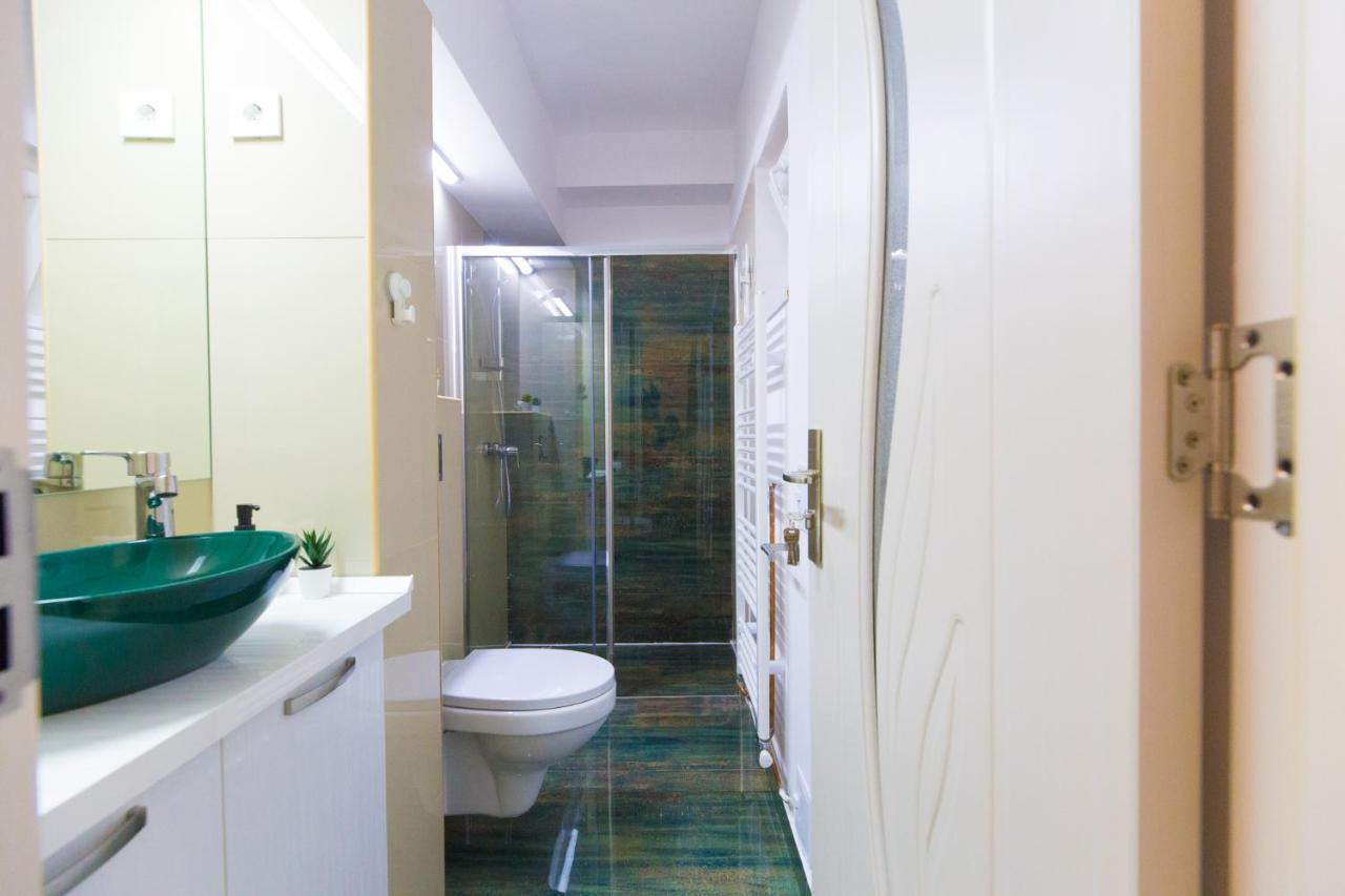 Best Room Bukares Bagian luar foto